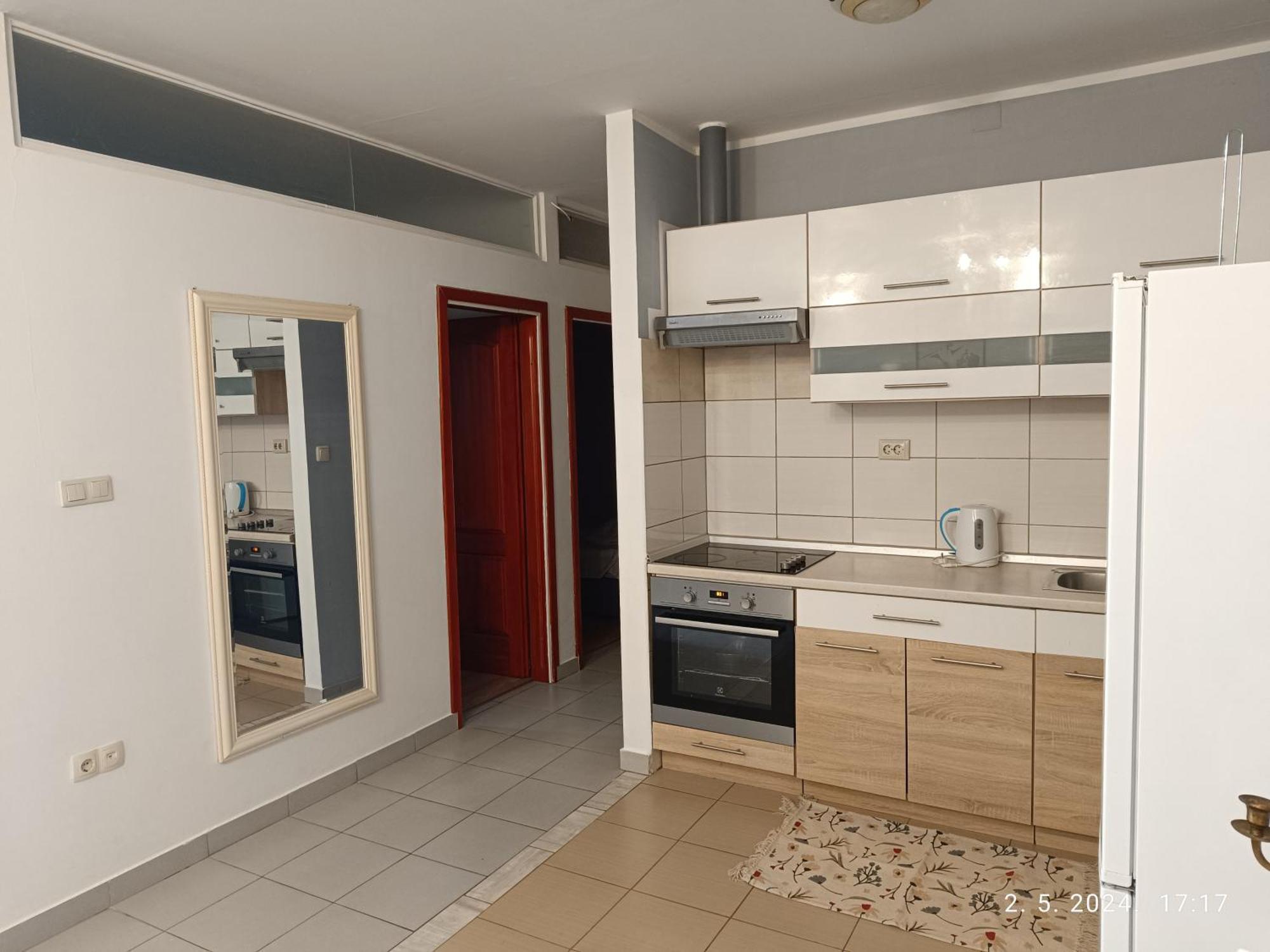 Leonica Apartment Omis Exterior photo