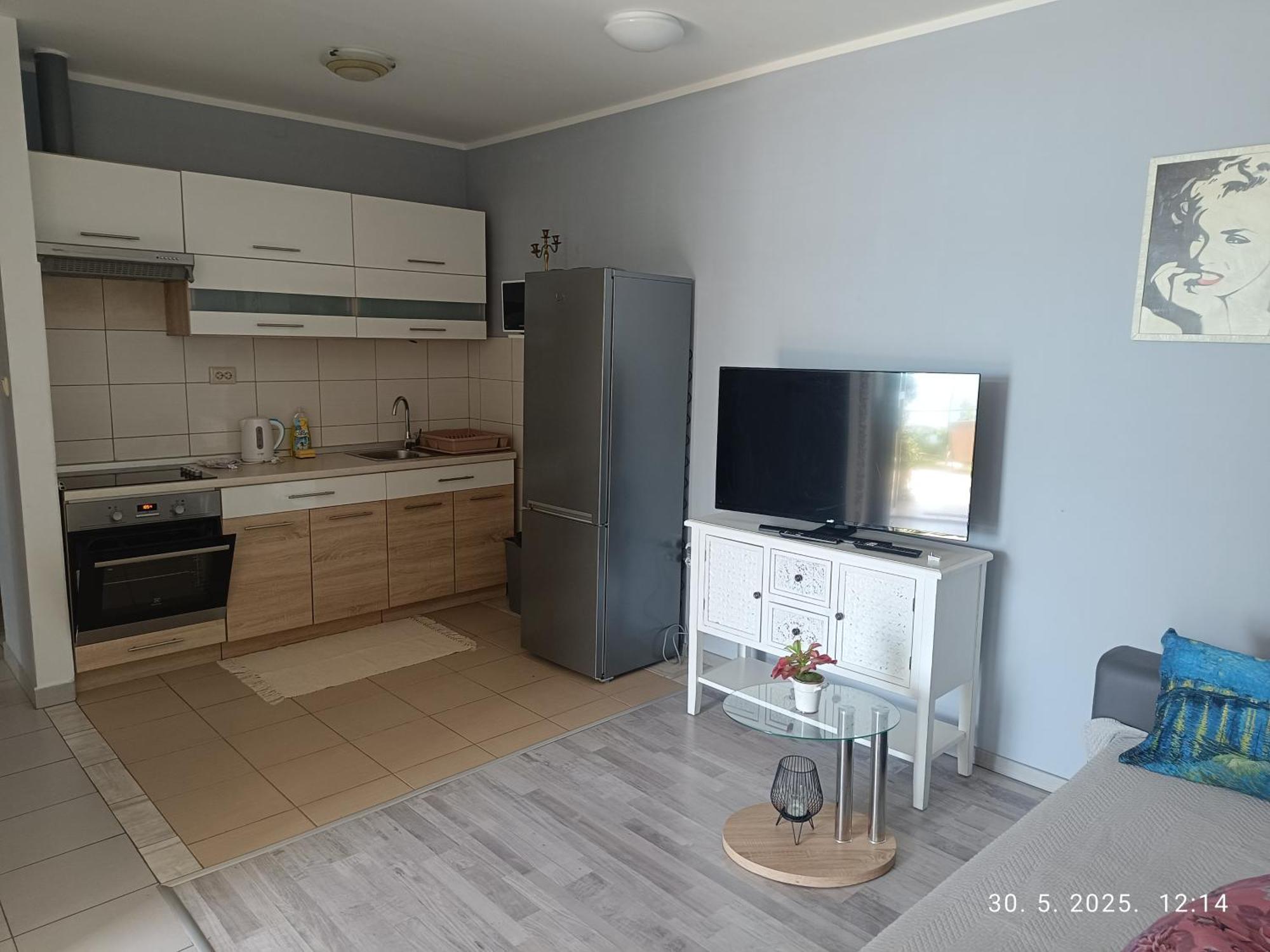Leonica Apartment Omis Exterior photo